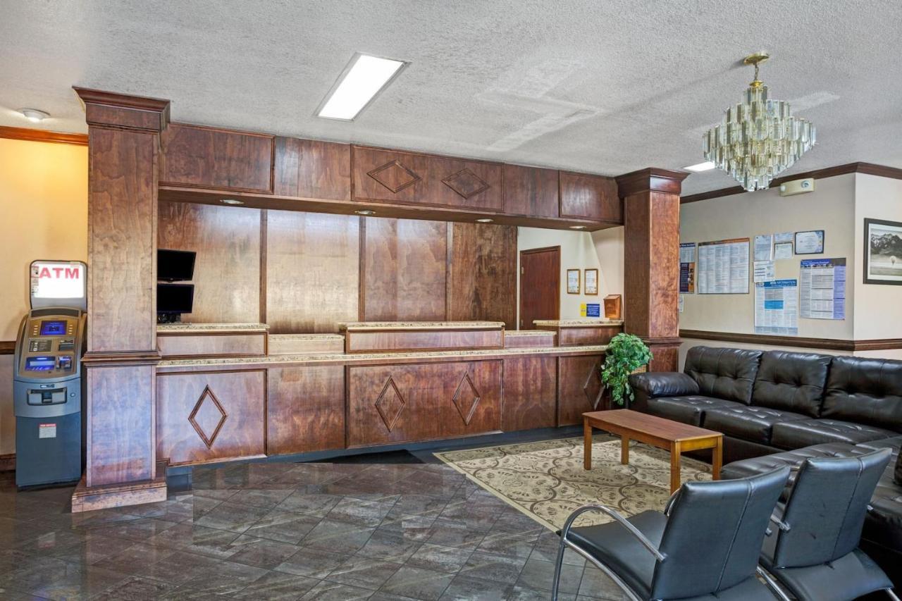 Zen Living Suites Extended Stay - Jacksonville - University Blvd المظهر الخارجي الصورة
